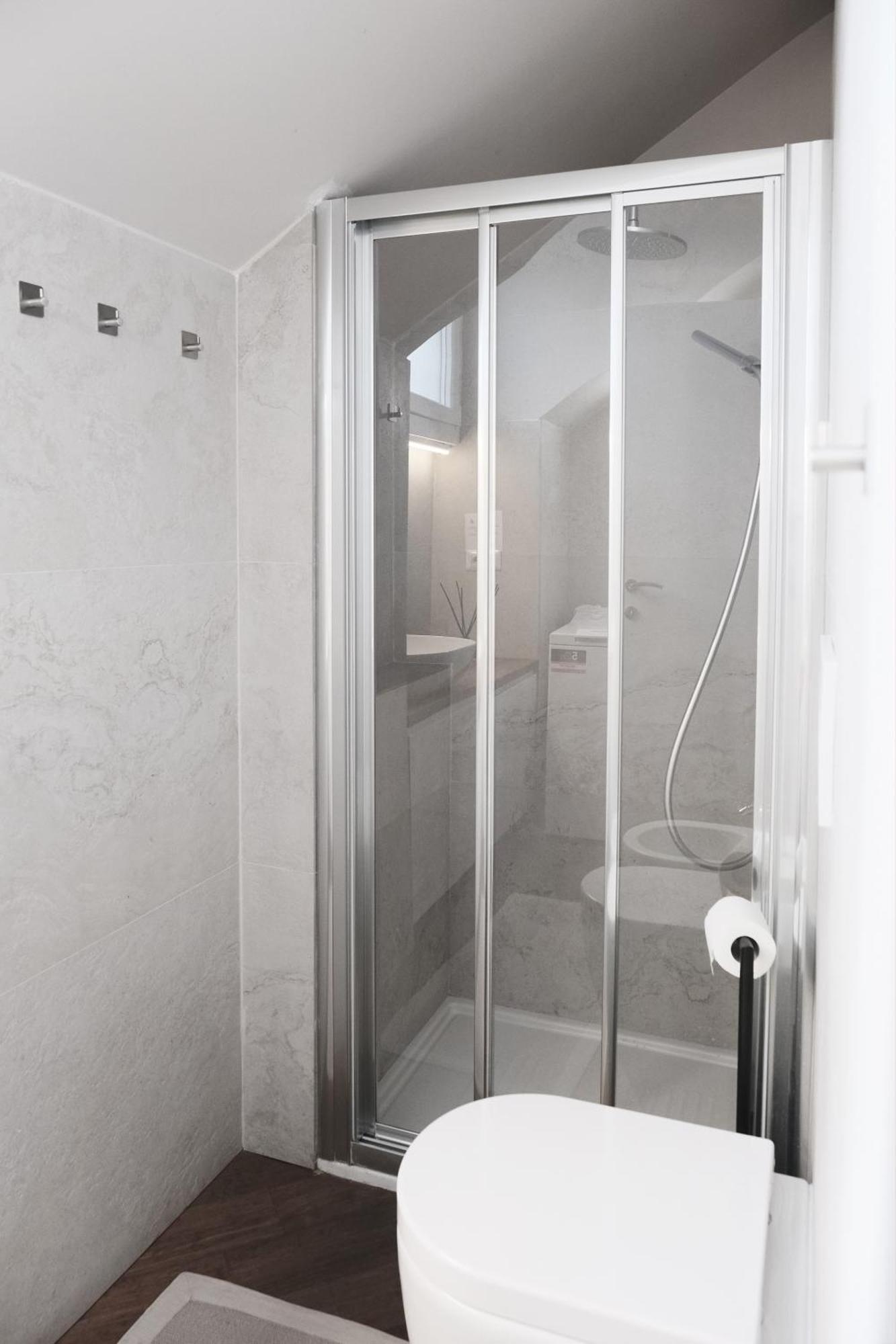 Comecasa Attic 5 Min Walk From Duomo ミラノ エクステリア 写真